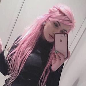 Meet your Posher, Hanna